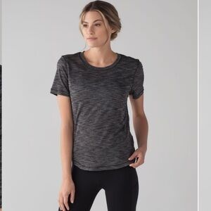 NWOT LULULEMON long distance short sleeve in heathered black